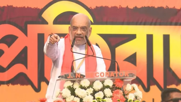 ‘2024 में इतनी सीटें दीजिए कि मोदी जी को कहना पड़े कि मैं बंगाल के कारण प्रधानमंत्री बना हूं’, कोलकाता में बोले अमित शाह