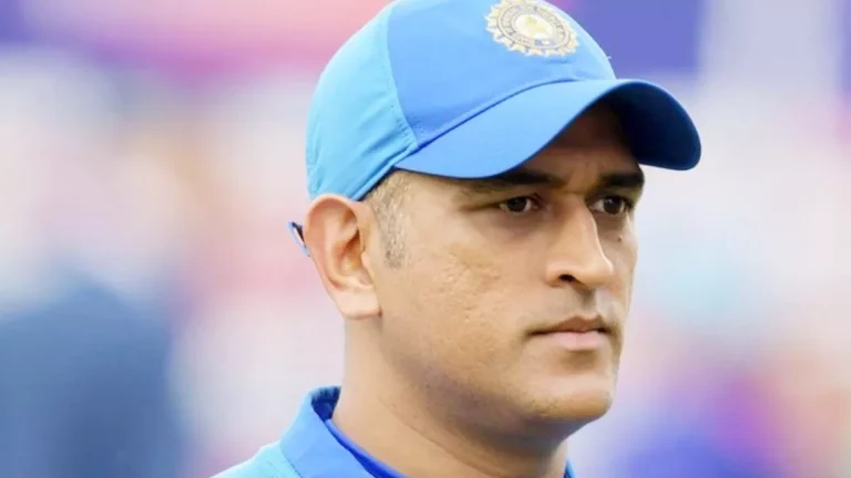M S Dhoni: धोनी की याचिका पर IPS अधिकारी को कोर्ट ने भेजा जेल, जानिए क्या था पूरा मामला