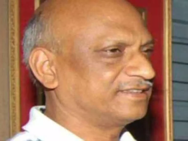 Prayagraj: आय से अधिक संपत्ति मामले में पूर्व मंत्री राकेशधर त्रिपाठी को तीन साल की सजा, 10 लाख का जुर्माना भी