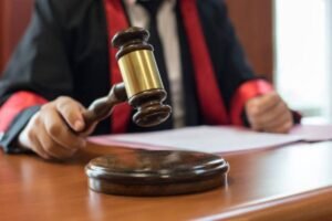 Court-iStock-1-1