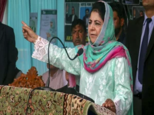 Amit_Shah_do_you_have_the_courage_bring_back_PoK_Mehbooba_Mufti_gives_advice_1722089664