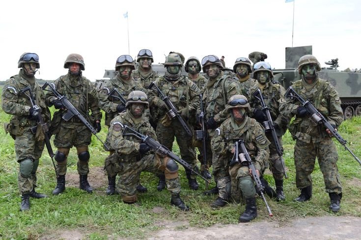 UP Top News Today: पत्नी के लिए युवक ने ससुराल की चौखट पर दी जान, यूपी पुलिस ने हॉफ एनकाउंटर कर पकड़ा बदमाश