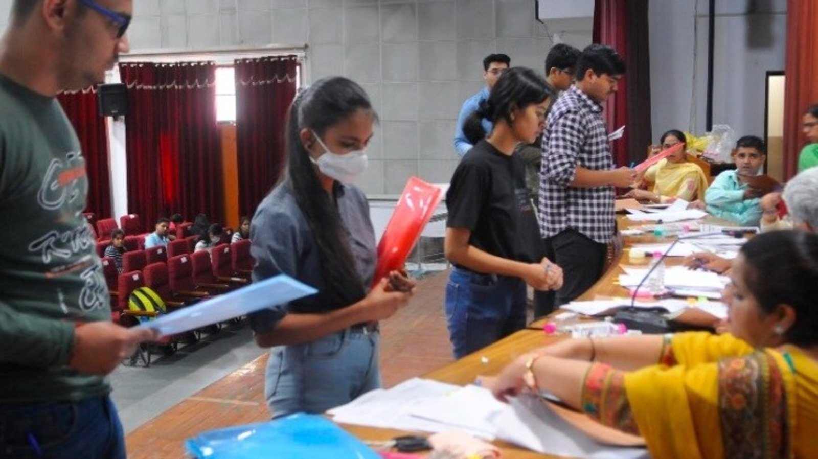 छात्राओं की नई पसंद बनी मैकेनिकल ट्रेड, यूपी पॉलिटेक्निक एडमिशन में बड़ा बदलाव