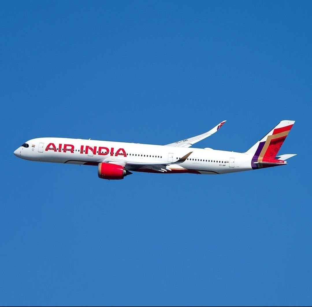 एयर इंडिया एक्सप्रेस और अकासा ने घटाईं सेवाएं, यात्रियों की बढ़ी चिंता