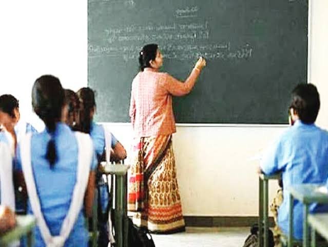 UP में 21,252 एडेड माध्यमिक शिक्षक पदों सहित 23,899 भर्तियां