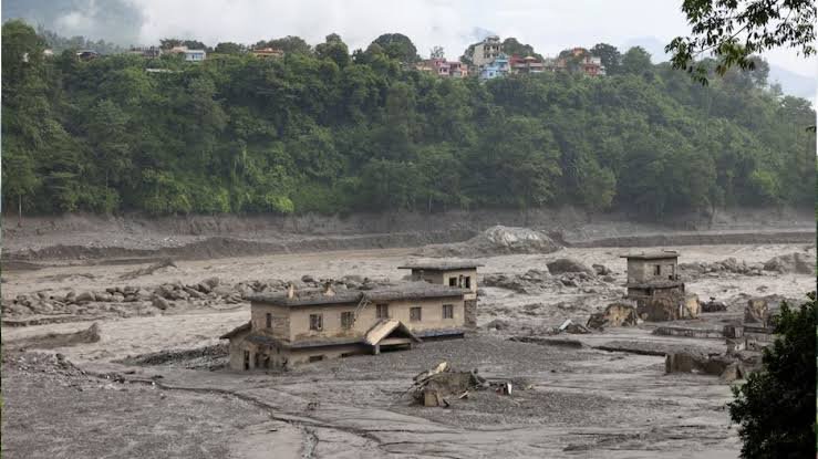 नेपाल में बिजली संकट के बीच भारत का बड़ा फैसला, रोजाना 18 घंटे बिजली देने की तैयारी