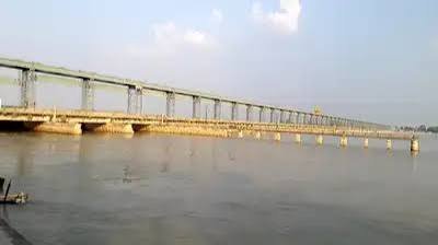 कोसी और गंडक के जलस्तर में उछाल, कई जिलों पर मंडराया बाढ़ का संकट