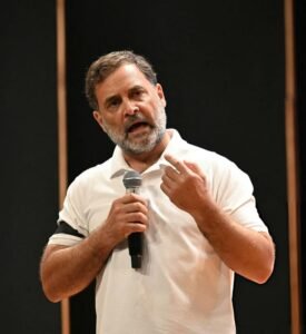 चार दिन के वियतनाम दौरे पर राहुल गांधी, CEC विवाद के बीच विदेश रवाना