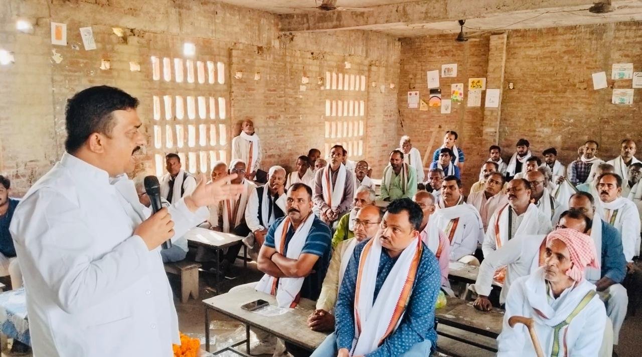 कार्यकर्ता पार्टी की रीढ़ है-अतुल सिंह