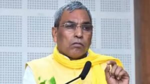 ओवैसी के साथ जा सकते हैं आजम खान! राजभर के बयान से यूपी की सियासत में हलचल