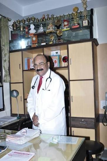 गोरखपुर ने खोया अपना प्रसिद्ध होम्योपैथिक चिकित्सक, डॉ. राम रतन बनर्जी नहीं रहे